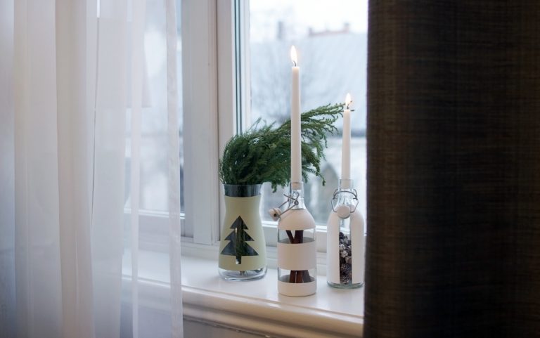 Måla glasflaskor, julpyssel